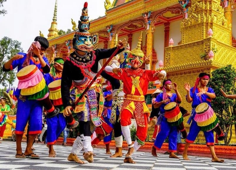 Rộn Ràng Cùng Lễ Hội Kathina Của Đồng Bào Khmer Nam Bộ
