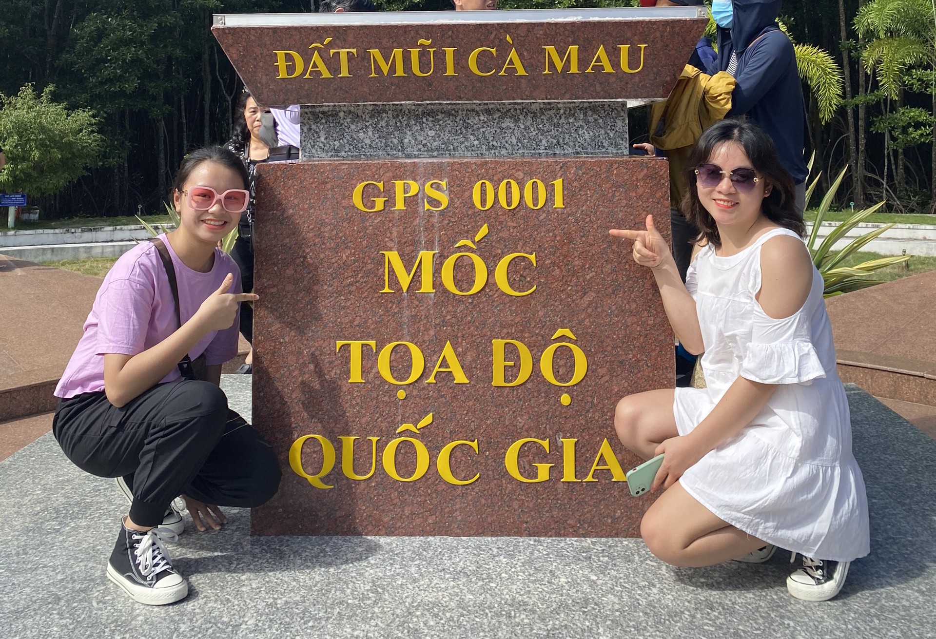 Cho thuê xe du lịch 29 chỗ  đi Cà Mau Đất Mũi - Nguyễn Duy Travel